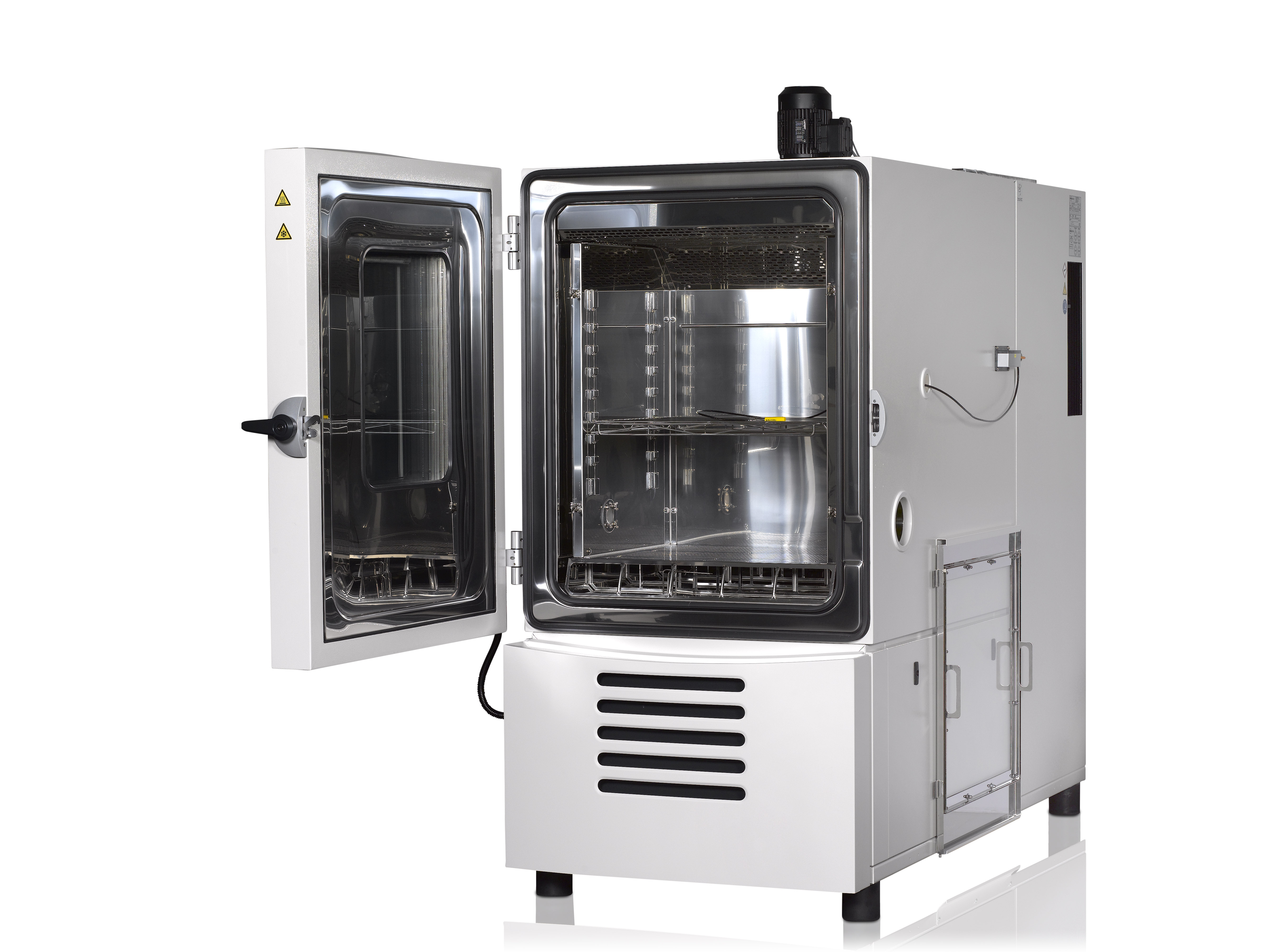 Precision climate test cabinets for particularly stable and homogeneous test conditions
